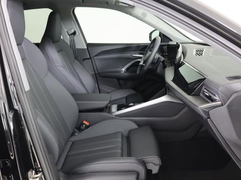 New 2025 Audi Q5 Premium Plus image 13
