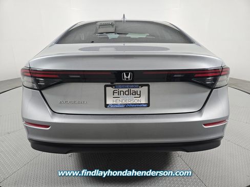Certified 2025 Honda Accord LX image 5