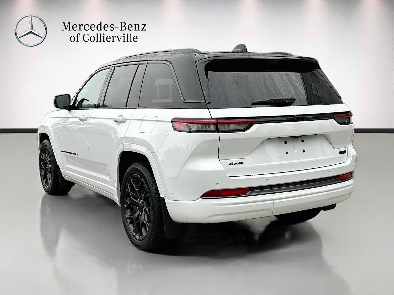 Used 2026 Jeep Grand Cherokee Summit w/ Obsidian Package AWD/4WD image 7