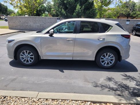 Used 2025 MAZDA CX-5 AWD 2.5 S w/ Select Package image 3