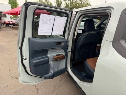 Used 2023 Ford Maverick Lariat FWD image 25