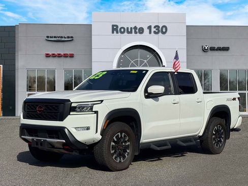 Used 2023 Nissan Frontier PRO-4X w/ Tow Package image 2