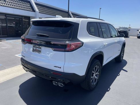 New 2026 GMC Acadia AT4 w/ Luxury Package AWD/4WD image 5