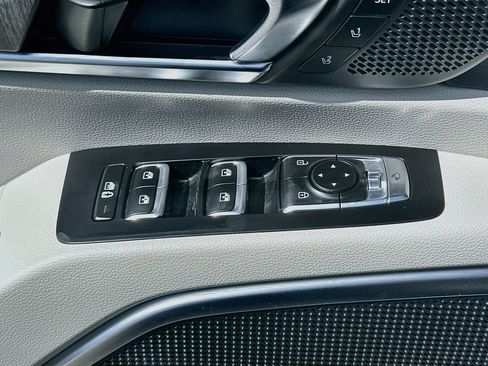 Certified 2024 Kia Telluride SX Prestige AWD/4WD image 18