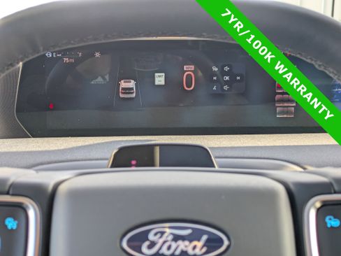 Certified 2025 Ford Expedition Max Active image 32