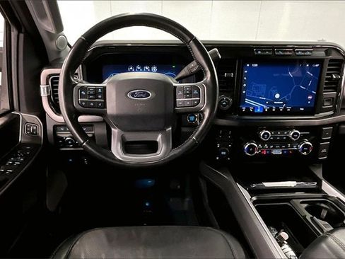Used 2023 Ford F350 Lariat w/ Lariat Ultimate Package image 5