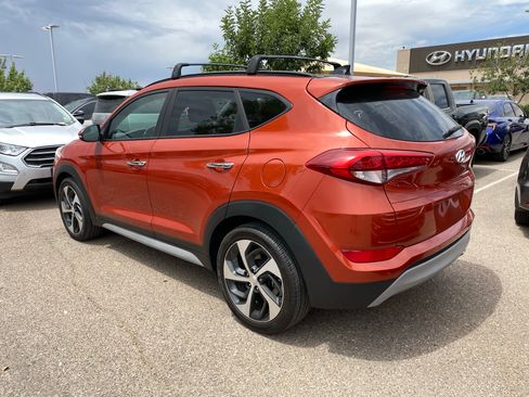 Used 2017 Hyundai Tucson Limited w/ Limited Ultimate Package 03 FWD image 4