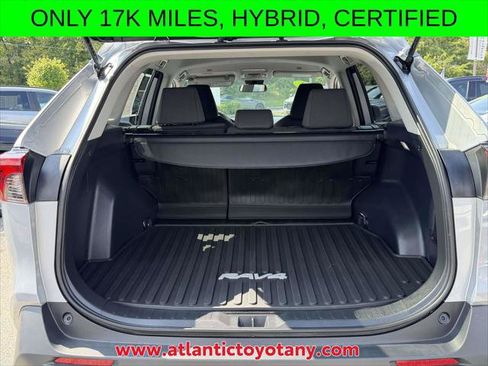 Certified 2023 Toyota RAV4 LE AWD/4WD image 9