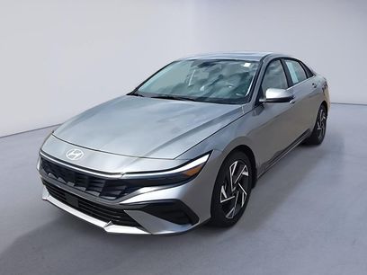 Used 2025 Hyundai Elantra Limited