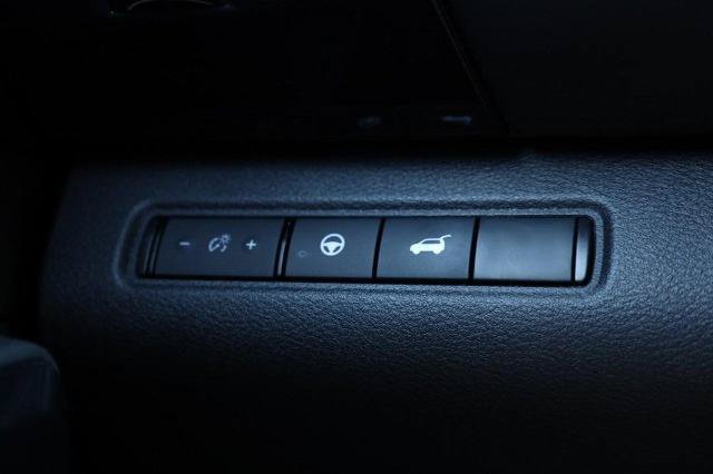 Certified 2025 Nissan Pathfinder SV AWD/4WD image 21