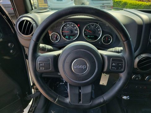 Used 2015 Jeep Wrangler Unlimited Sport w/ Quick Order Package 24S image 27