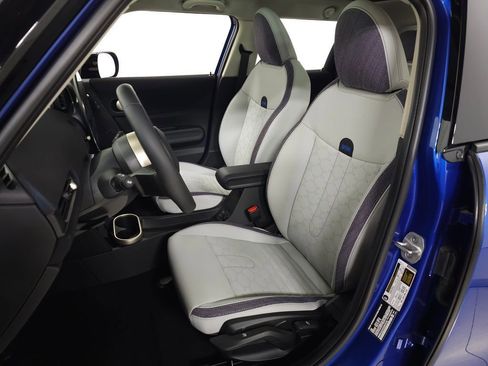 Used 2025 MINI Cooper S FWD image 11