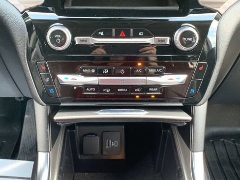 Used 2022 Ford Explorer Limited RWD image 19