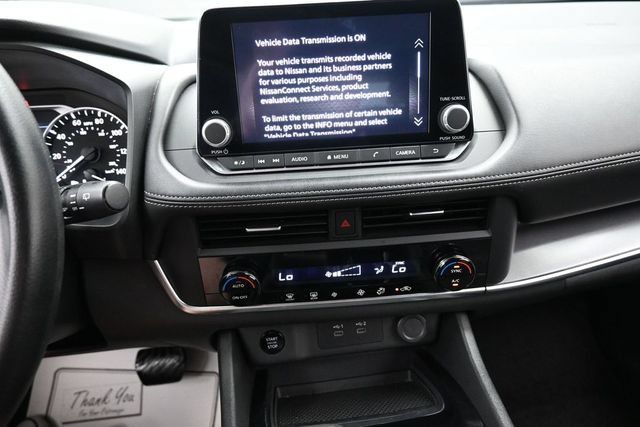 Used 2024 Nissan Rogue SV FWD image 10
