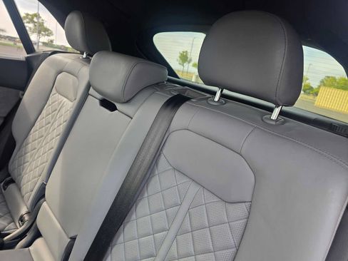 Used 2023 Audi SQ8 Prestige AWD/4WD image 18