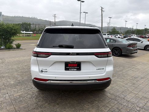 Used 2022 Jeep Grand Cherokee Limited w/ Trailer Tow Prep Group (B) AWD/4WD image 7