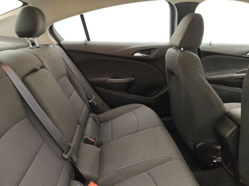 Used 2017 Chevrolet Cruze LT w/ Sun And Sound Package FWD image 19