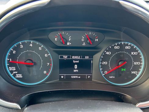 Used 2020 Chevrolet Malibu LT FWD image 19