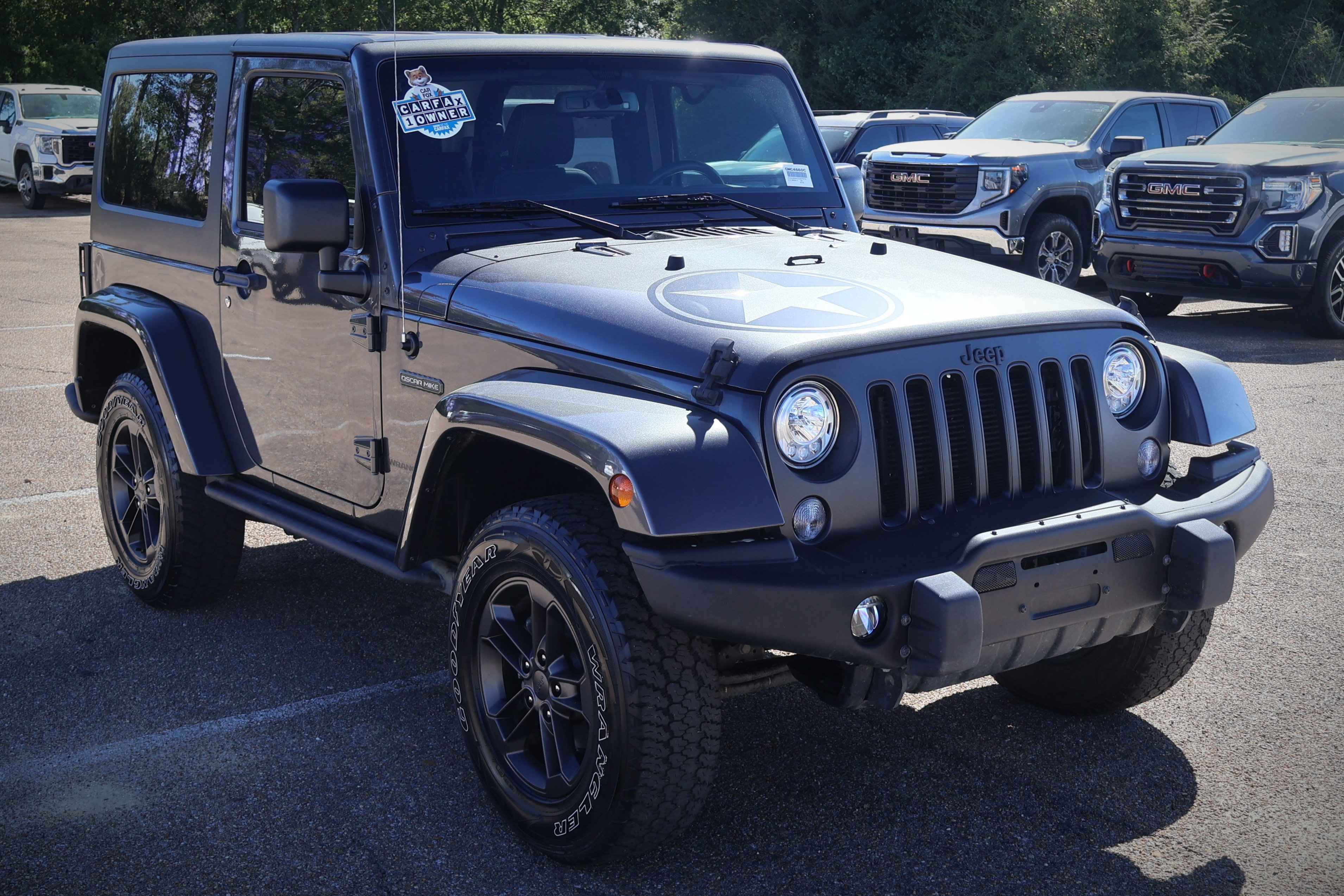 Used 2018 Jeep Wrangler Sport AWD/4WD image 6