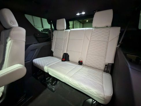 Used 2026 Cadillac Escalade Platinum Sport AWD/4WD image 16