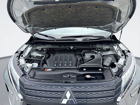 Used 2025 Mitsubishi Eclipse Cross SE AWD/4WD image 17