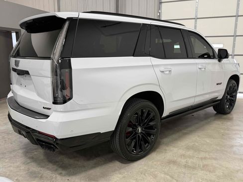 Used 2026 Cadillac Escalade V w/ LPO, ONYX Package AWD/4WD image 58