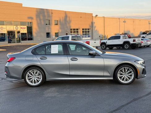 Used 2023 BMW 330i xDrive Sedan AWD/4WD image 3