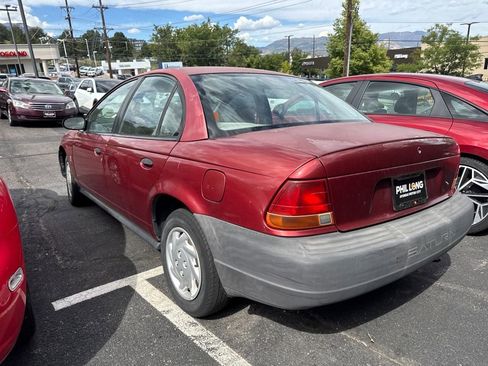 Used 1997 Saturn S-Series SL image 11