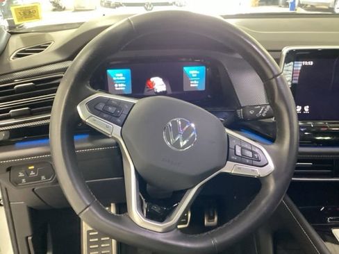 Used 2024 Volkswagen Atlas Cross Sport SEL Premium R-Line image 7