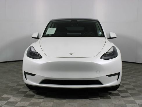 Used 2022 Tesla Model Y Performance image 22