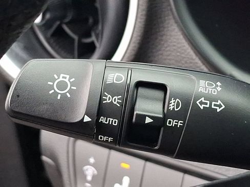 Used 2023 Kia Forte GT-Line w/ GT-Line Premium Package FWD image 27