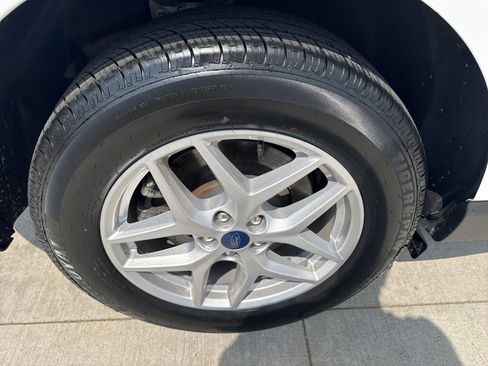 Certified 2022 Ford Edge SEL w/ Convenience Package image 20
