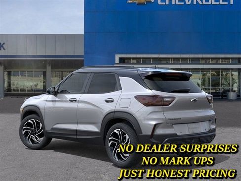 New 2026 Chevrolet TrailBlazer RS w/ Convenience Package image 3