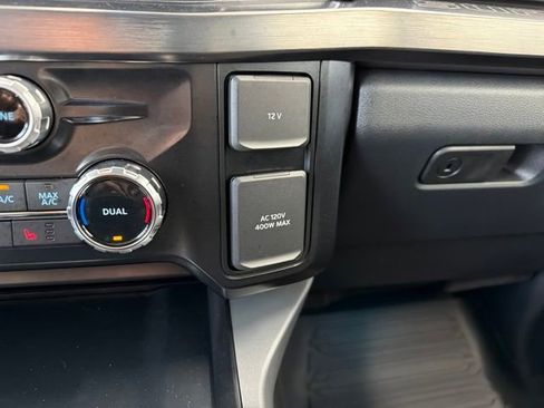 Certified 2025 Ford F250 Lariat w/ Lariat Ultimate Package AWD/4WD image 32