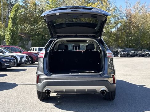 Used 2020 Ford Edge Titanium w/ Equipment Group 301A image 15