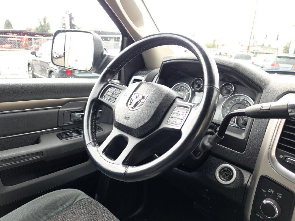 Used 2017 RAM 3500 Big Horn AWD/4WD image 19