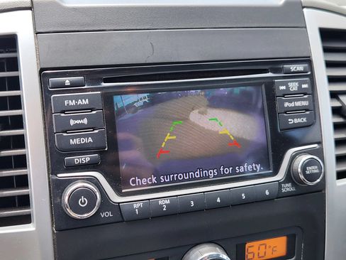 Used 2018 Nissan Frontier SV w/ Value Truck Package AWD/4WD image 33