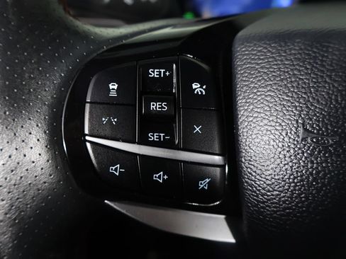 Used 2025 Ford Explorer ST-Line w/ ST-Line Street Pack AWD/4WD image 41