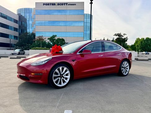 Used 2020 Tesla Model 3 Standard Range Plus RWD image 22