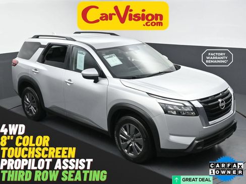 Used 2025 Nissan Pathfinder SV AWD/4WD image 1