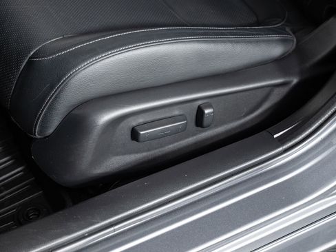 Used 2018 Honda Civic Sport Touring image 16