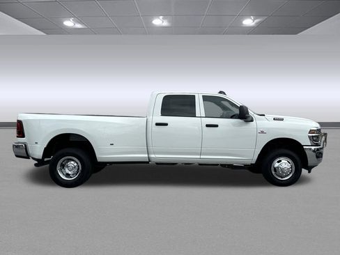 New 2026 RAM 3500 Tradesman w/ Chrome Appearance Group A image 8
