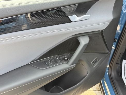 New 2026 Volkswagen Tiguan SE AWD/4WD image 25