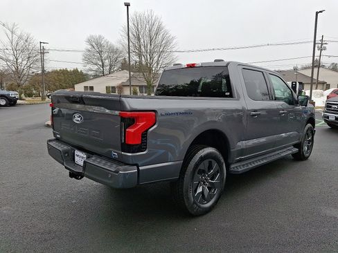 Used 2025 Ford F150 Lightning Flash image 5