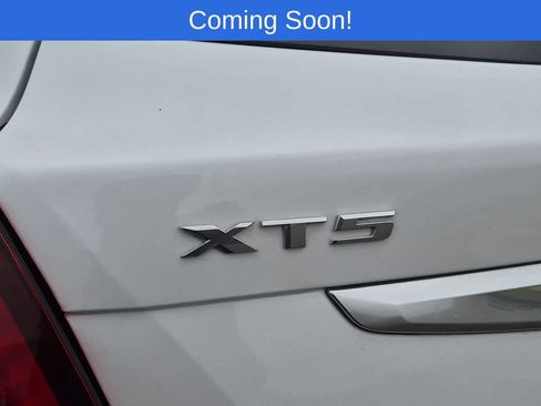 Used 2024 Cadillac XT5 Premium Luxury w/ LPO, Floor Liner Package AWD/4WD image 12