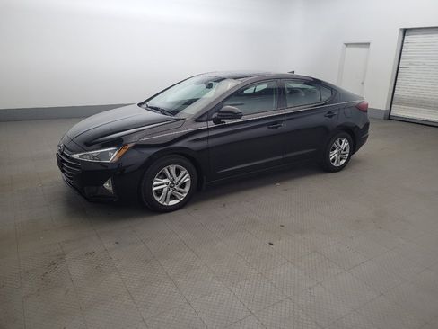 Used 2020 Hyundai Elantra Value Edition w/ Cargo Package (C1) FWD image 2