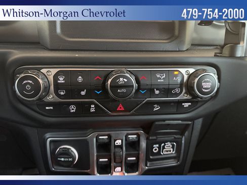 Used 2018 Jeep Wrangler Unlimited Rubicon w/ Steel Bumper Group image 27