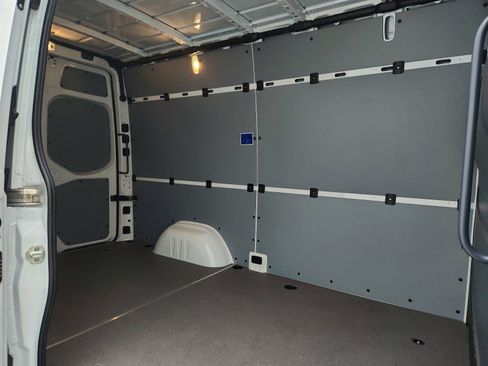New 2026 Mercedes-Benz Sprinter 2500 image 13