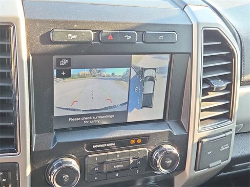 Used 2019 Ford F250 Lariat w/ Lariat Value Package image 28