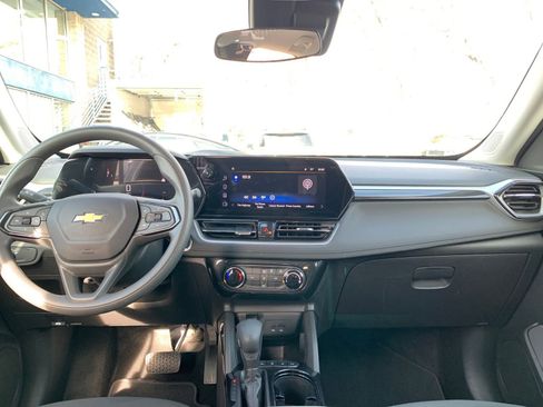 Used 2025 Chevrolet TrailBlazer LT image 31